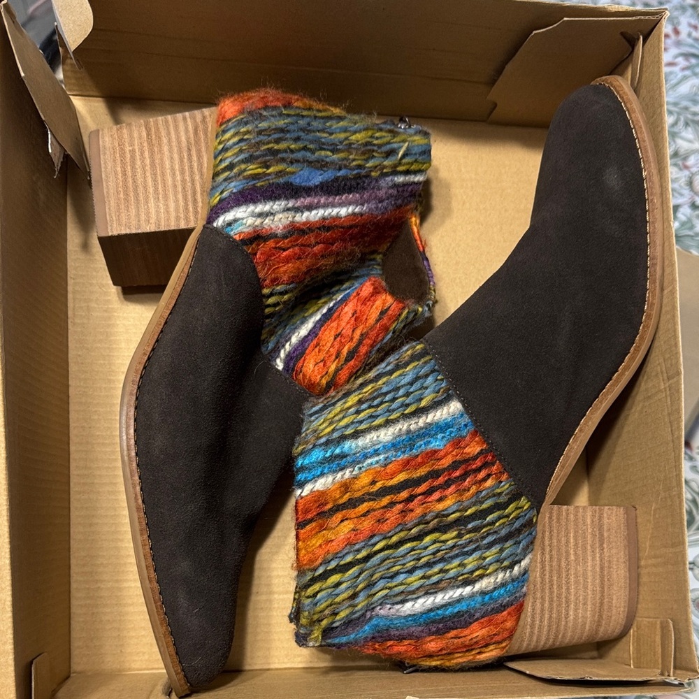 Toms Chocolate Suede Ankle Boots